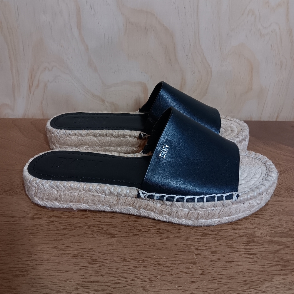 NWT DKNY Women's Slip-on Espadrille Wedge Shoes Black 6